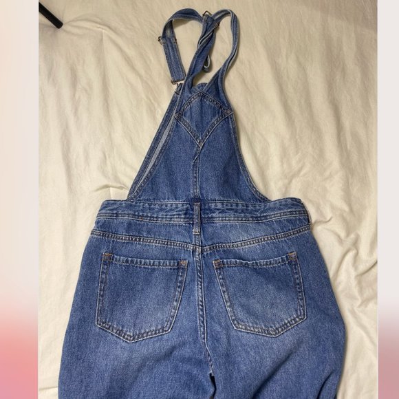 ⭐️ Distressed Denim Farmhouse Modern Minimalist Chic Glam Overalls Jumpsuit - Picture 5 of 5